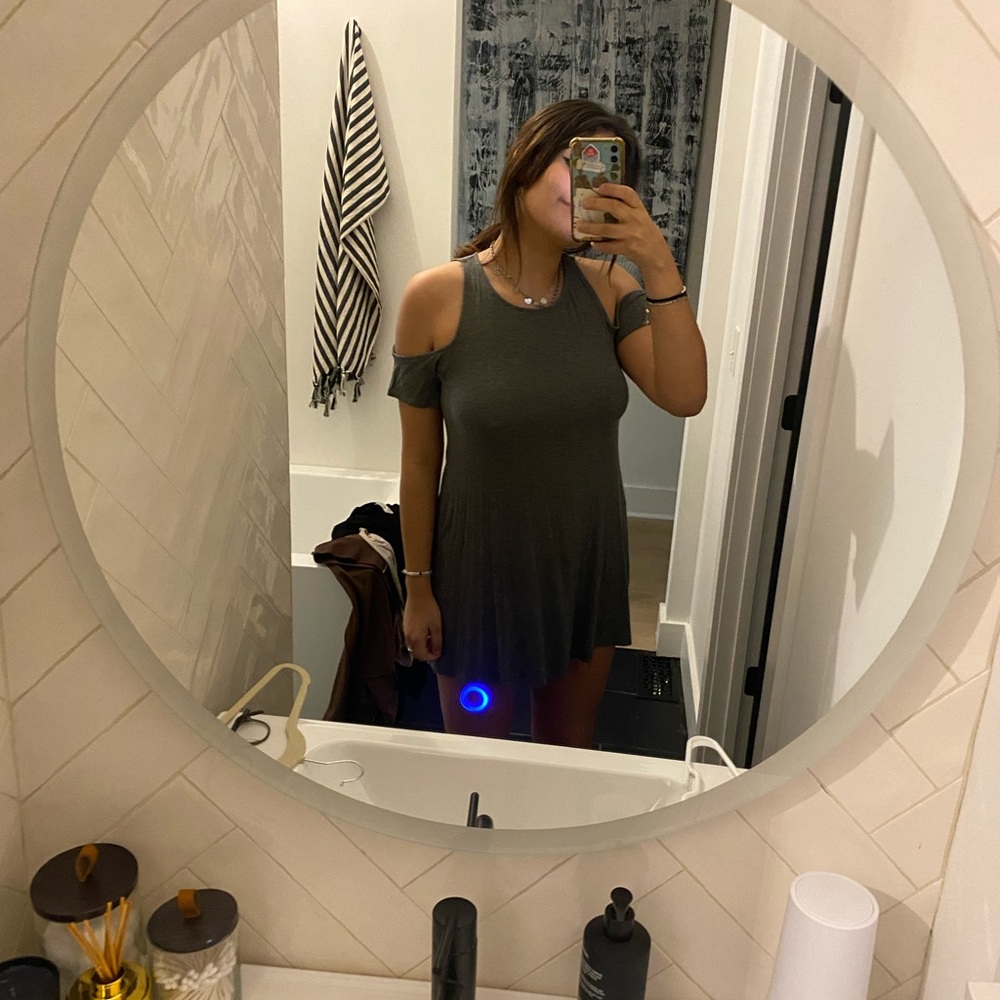 Cute grey Abercrombie dress